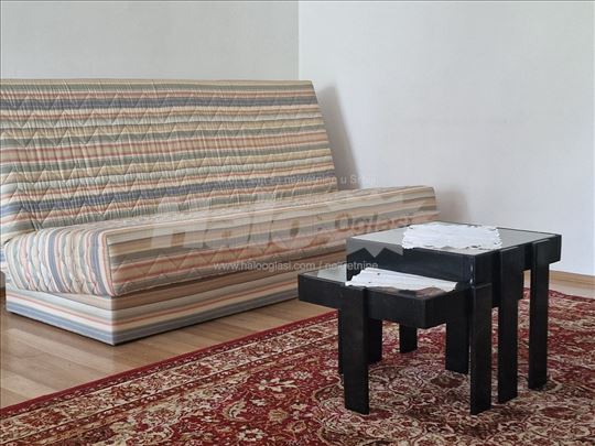 Na prodaju stan u Mladenovcu