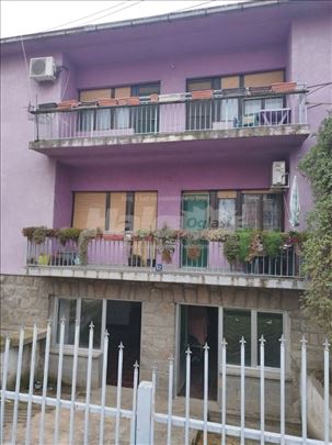 🏠 Prodaje se kuća u Batajnici – ul. Milice Rakić 