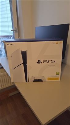 Sony Playstation 5 slim disk 1tb neotpakovan - Šve