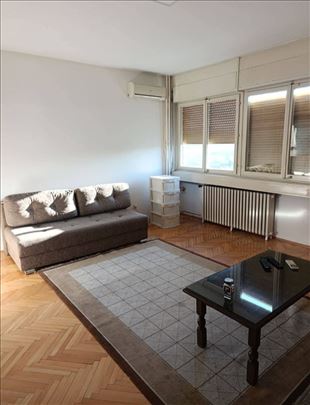 Stan u soliteru, 5min od centra