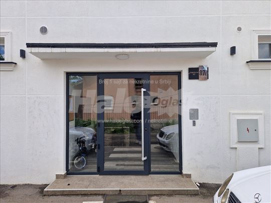 Savršen jednoiposoban penthouse 90kv na Altini