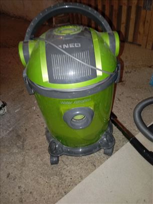 usisivač,vodeni filter Neo