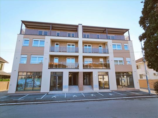 Batajnica, stan 82 m², cena sa PDV-om, kredit