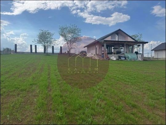 Beograd, Sopot, Nemenikuće - Kastaljanska 154m2, 1