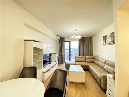 BW Verde, lux, sa garažnim mestom, odmah useljiv I