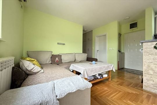 Dvoiposoban stan na Zvezdari, Belokrajinska,52m2