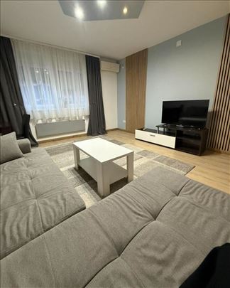 Hala Pionir. renoviran, funkcionalan, ID 25269