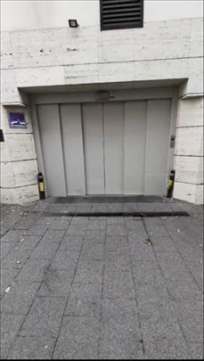 Izdaje se garažno mesto – Njegoševa ulica, Novi Sa