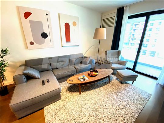 Izdaje se moderno opremljen stan na BWF 