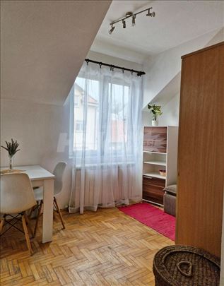 Izdajem stan 2.5,Bulevar kralja A.|Cvetkova pijaca