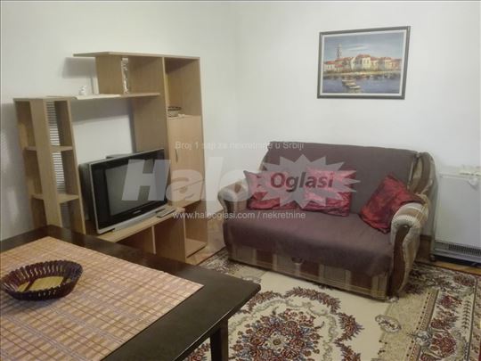 kaludjerica jednoiposoban.45m2.kuca odvojen ulaz.