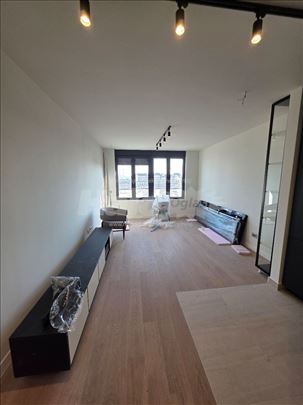 Luksuzan opremljen stan airport city 1