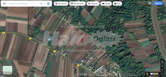 Plac, lešnik, struja,  duboki bunar, put, ograda