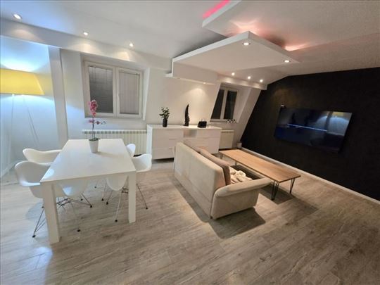 Nušićeva,renoviran stan,parking,pet friendly ID#81