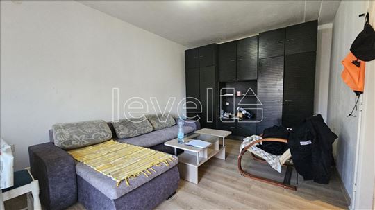 Stan,Novi Sad,Železnička Stanica,kv: 45.00, € 1125