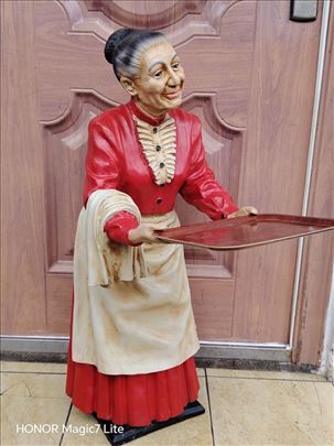 Stara Dekorativna Figura Sluzavka