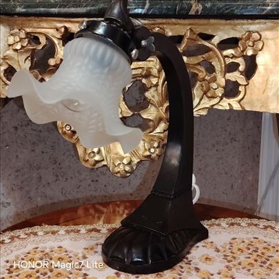 stara stilska stona lampa ispravna ocuvana