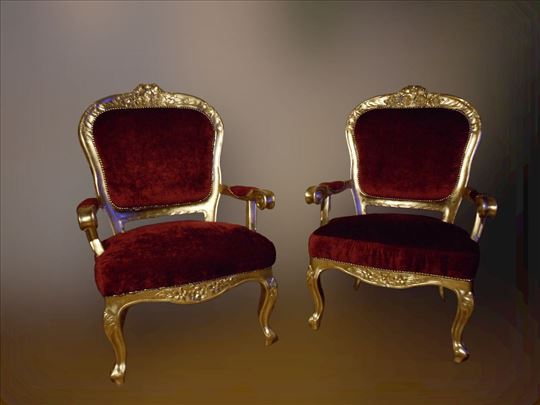 Stilske nove fotelje u duborezu,puno drvo.