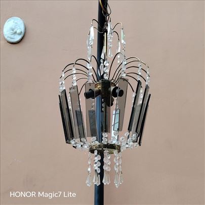 stilski luster u ispravno i ocuvanom stanju