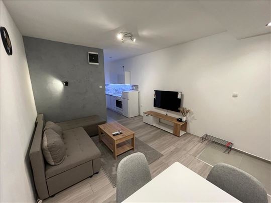 Voždovac, Vojvode Stepe kod crkve, 35m2, jednoipos