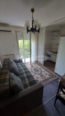 Zemun PRvomajska Hercegovacka dvosoban stan