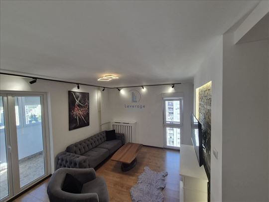 Blok 61, Jurija Gagarina, 78m2