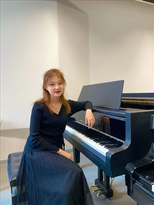 Časovi klavira na engleskom ili kineskom