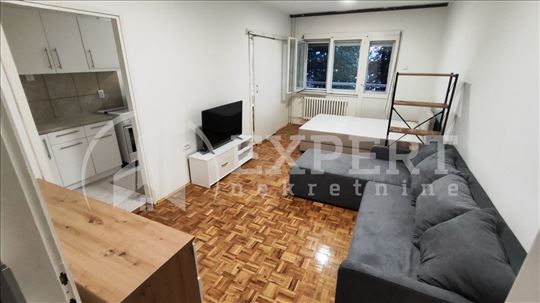 Izdaje se odličan stan u Triglavskoj ulici, 41m2