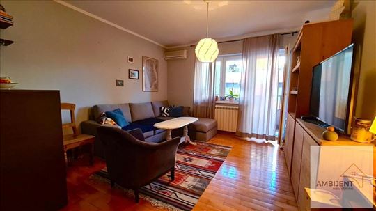 Izdaje se stan na Zvezdari, 45m2