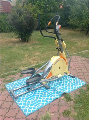 Krostrenažer, nordijsko skijanje, Servisiran