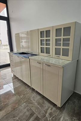 Kuhinje od medijapana