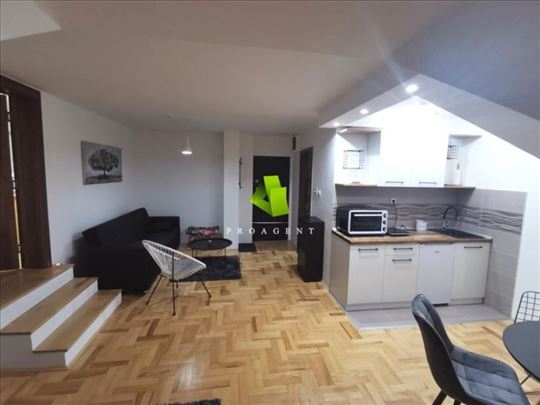 Lep jednoiposoban stan kod Čaira ID#7468