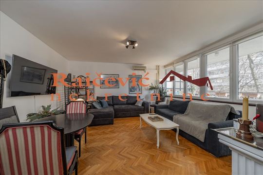 Lion, Vranjska, 3.5, 106 m2 sa 2 terase, I od XIV 