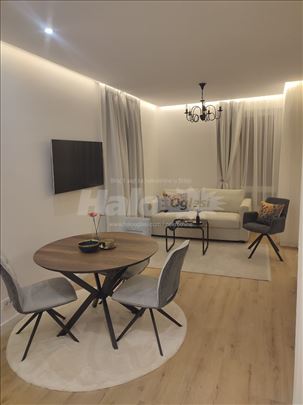 Lux stan sa terasom u centru – Stari grad