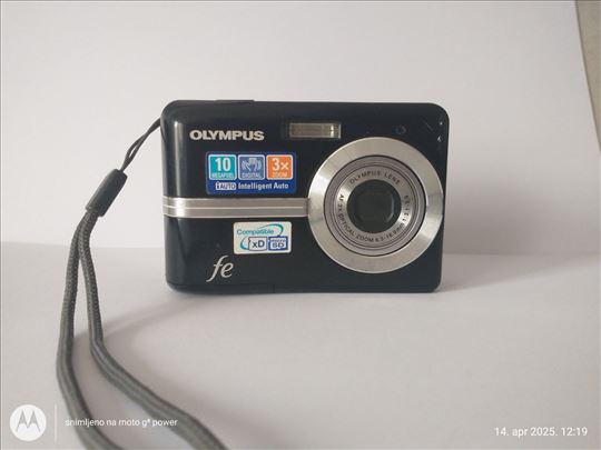 OLYMPUS FE-25 digitalni fotoaparat