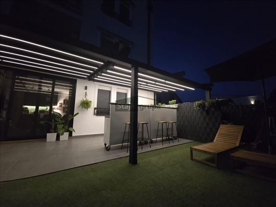 Porodičan, komforan, sopstveno dvorište