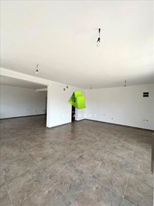 Poslovni prostor na prometnoj lokaciji u Donjem Ma