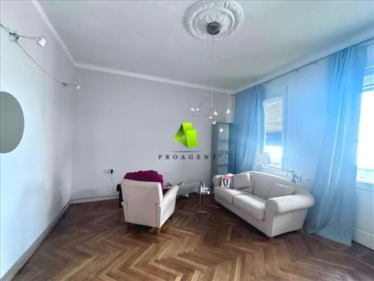 Poslovni prostor u strogom centru ID#6994