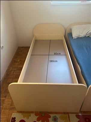 Praktičan krevet sa dve fioke