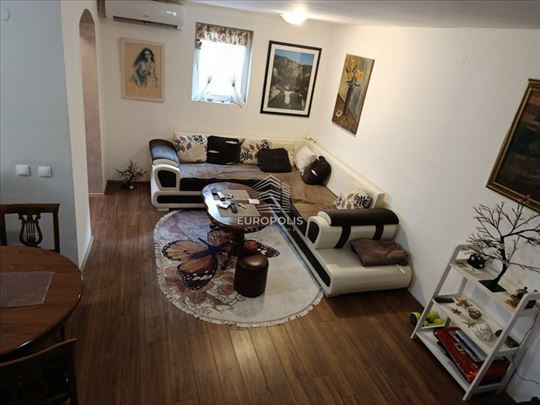 Retka ponuda – 8 min od Vukovog spomenika  – kuća 