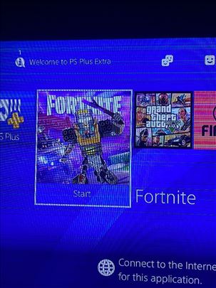 Sony 4 u odličnom stanju