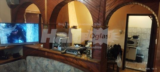 Stan 2.0 u Zemunu na Muharu, Cara Dusana ulica