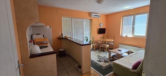 Stan u blizini setalista