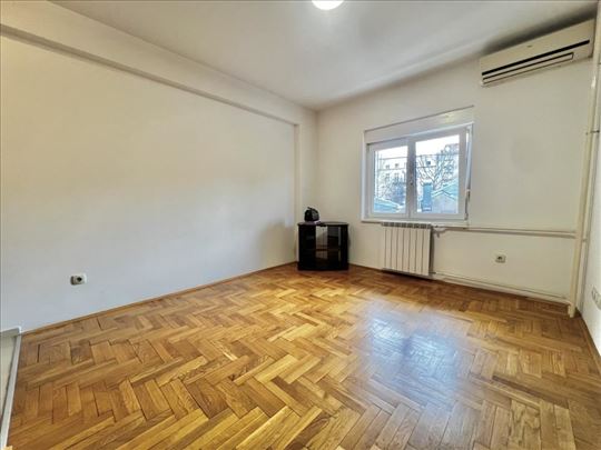 Stan za izdavanje – Vukov spomenik, 1. sprat ID#25