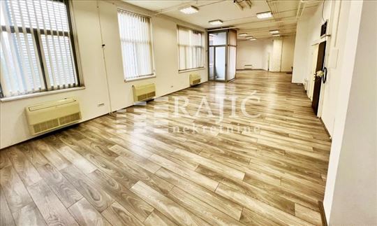 Stari grad,Žorža Klemansoa, 165m2 #4431