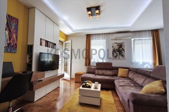 Beograd, Cvetanova Ćuprija, Stan, 3.0, 57m2