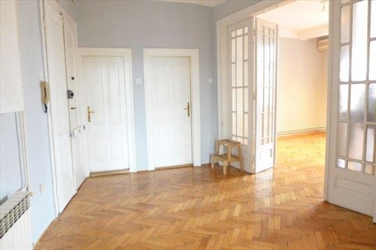 Dragoslava Jovanovića,86m2,renoviran salonski stan