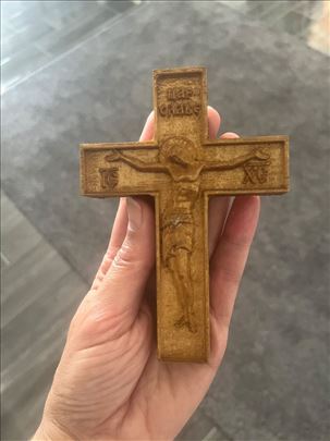 Drveni Krst za kola ili molitvu