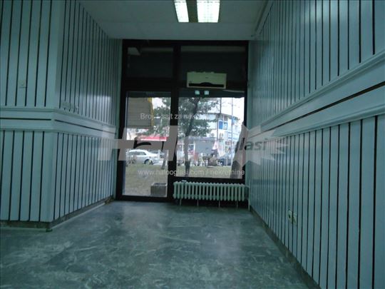 Izdajem lokal u Zrakovu centar Trgovacka