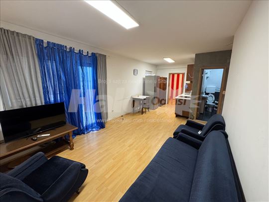 Izdajem stan u Kneževcu kod škole